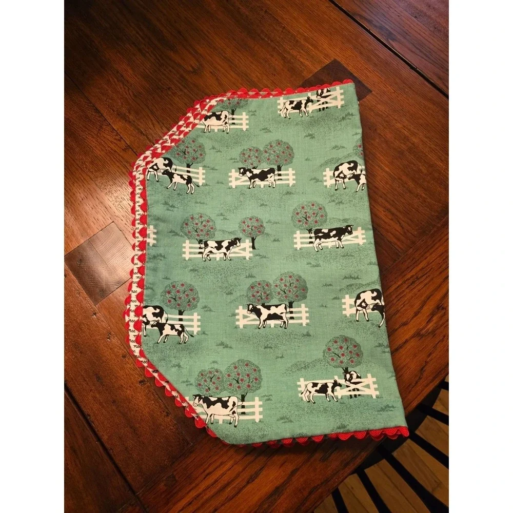 Kitchy Cows Farm Set of 6 Handmade Reversible Placemats One of a Kind‎ Quality